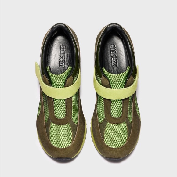 The Tepper in Lime Green - Picture 3 of 12